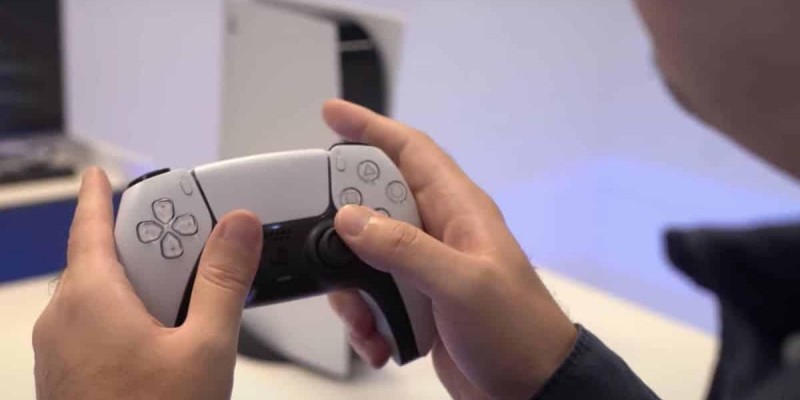 PS5: primeiro hands-on mostra detalhes do console e controle DualSense